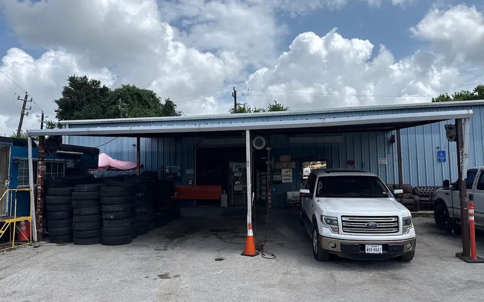 Discount Year New & Used Tires shopfront in Houston, TX